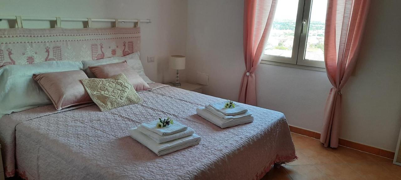 Monte Becco Panoramic Rooms Санта-Тереза-Галлура Екстер'єр фото